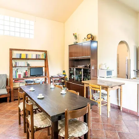 2 Bedroom In *